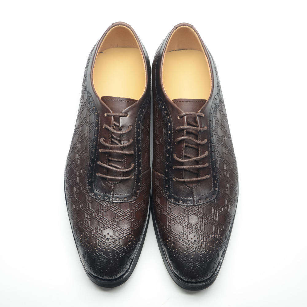 สีน้ำตาล