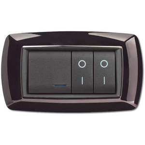 Copertura per Interruttore Automatico Nera 'MYLIFE' 4 Moduli - Product Image 2