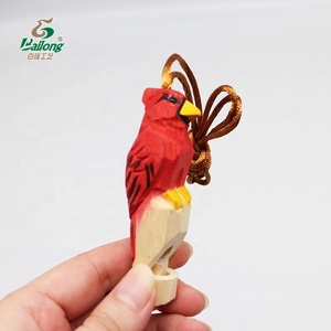 Fischietto in Legno Intagliato a Forma di Animale 3D Souvenir di Montagna Idea Regalo in Pronta Consegna - Product Image 3