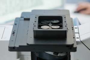 Pour l'analyse des matériaux et la détection d'échantillons métallographiques avec éclairage LED automatique pour microscope inversé Axio Observer - Product Image 5
