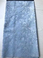 Tissu jacquard tissé en polyester 100% 136 g/m², teint en fil, pour robes de mariée, jupes, costumes pour hommes et vêtements pour garçons