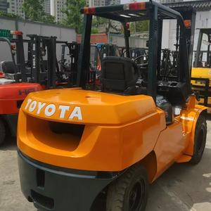 Montacargas Diésel Usado de Segunda Mano, Montacargas Japoneses Originales de Combustión Interna Toyota FD50 de 5 Toneladas a Bajo Precio - Product Image 6