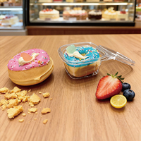 Boîte en plastique rectangulaire à charnière de qualité alimentaire en PET avec couvercle transparent pour l'emballage de gâteaux, desserts, salades, sandwichs