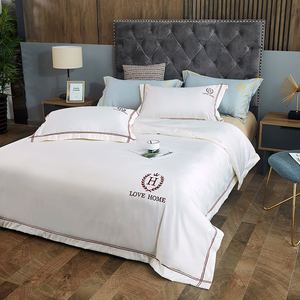 Literie de lit blanc avec Double doublure, ensemble style hôtel au niveau des étoiles, literie brodée - Product Image 2