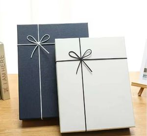 Baskets à logo imprimé monde <span class=keywords><strong>noir</strong></span> et blanc haut de gamme Bottes Martin Couvertures supérieures et inférieures avec manipulation en relief - Product Image 3