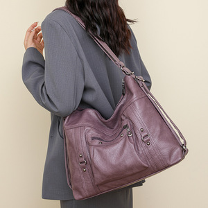 <span class=keywords><strong>Zaino</strong></span> Vintage in Morbida Pelle da <span class=keywords><strong>Donna</strong></span> con Cerniera, Grande, a Tracolla, per Esportazione Transfrontaliera - Nuova Collezione 2025 - Product Image 4