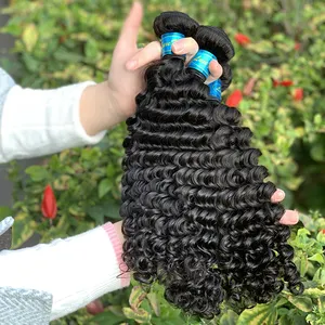 Luxefame cheveux malaisiens vierges bruts, 100 cheveux vierges alignés sur les cuticules malaisiennes humaines dubaï, faisceau de cheveux malaisiens à vague profonde de vison