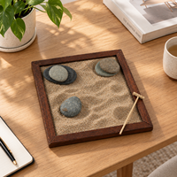 Plateau de sable zen en bois 12x12 pouces avec pierres naturelles et râteau pour la méditation, la décoration intérieure, la relaxation, cadeau, design personnalisé