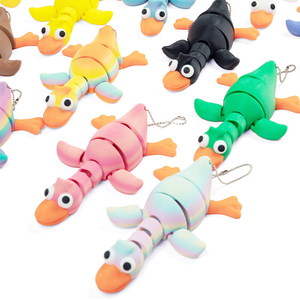 Nouveauté 2026 : Figurines d'action créatives en forme d'oie, imprimées en 3D, colorées, en PLA écologique et souple, thème animal, unisexe, pour les 4-12 ans - Product Image 1