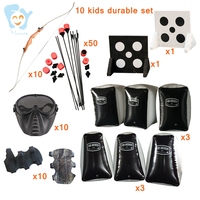 Jeu de tir à l'arc gonflable pour enfants avec 10 flèches en mousse durables, arc recurve, tiges en carbone et plumes en plastique