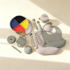 Ensemble de vaisselle pour bébé en acier inoxydable 304 sans BPA, compatible lave-vaisselle, avec assiette divisée, bavoir, tasse à bec et cuillère - Product Image 5