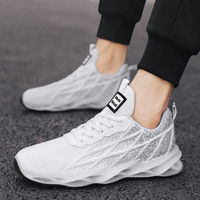 Chaussures de marche légères et respirantes pour hommes, baskets à lacets, doublure en maille, semelle en caoutchouc, chaussures décontractées à bout fermé