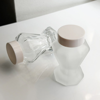 Encreur en verre antique 50 ml avec logo personnalisé sur autocollants en cire