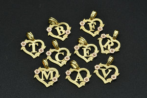 Nuova Collana da Donna alla Moda con Ciondolo a Cuore Intarsiato con Lettere A-Z, Placcatura Color Oro <span class=keywords><strong>e</strong></span> Decorazione Floreale - Product Image 4
