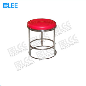 Taburete Redondo de Acero Inoxidable con Asiento Rojo, Resistente, para Uso Comercial - Product Image 1