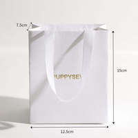Sac cadeau en papier kraft blanc de luxe imprimé sur mesure avec poignée en ruban pour l'artisanat, l'achat de bougies, personnalisé avec votre propre logo