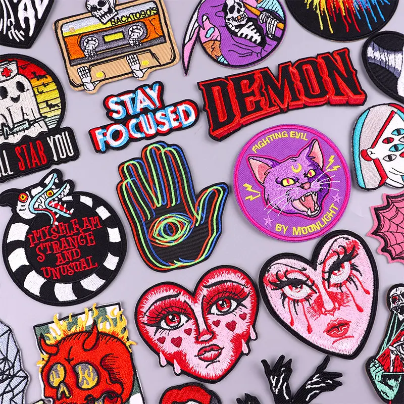 رقعة مخصصة مطرزة Punk/Horror Iron On Patches للملابس ديا تزيين ملصقات بسعر المصنع