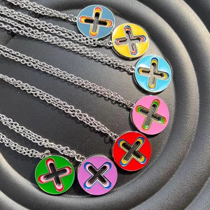 Nuevo Collar de Cruz de Acero Inoxidable Estilo Hip-Hop Europeo Americano 2024, el Más Vendido, con Colgante Colorido, de Moda Urbana para el Corazón - Product Image 2