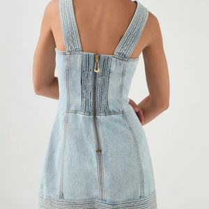 เดรสยีนส์สั้นคอวีแขนกุดสำหรับฤดูร้อน มีกระเป๋า ติดกระดุมด้านหน้าสำหรับผู้หญิง - Product Image 5