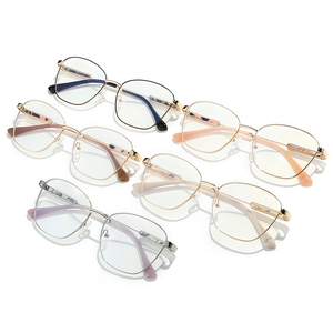女性の最新ファッション猫目アンチブルーライト光学ダイヤモンドコンピューターメガネソリッドメタル眼鏡フレーム付き - Product Image 4