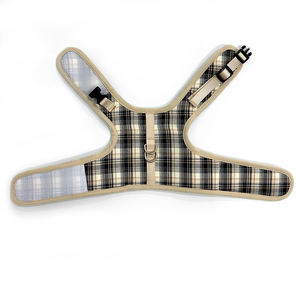 Arnés para Gatos de Excelente Calidad, Ajustable, Cómodo, de Lujo, con Diseño Personalizado a Cuadros - Product Image 6