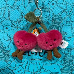 EZBABY Colgante de Perro con Tres Etiquetas, Estampado de Acero, Estilo Barcelona, Oso, Berenjena, Croissant, Peluche Súper Suave de Algodón PP, Regalo al por Mayor - Product Image 4