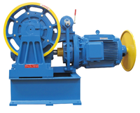 Moteur asynchrone adapté conçu moderne de machine de traction pour l'ascenseur d'ascenseur de fret de cargaison pièces de rechange d'ascenseur pour l'ascenseur