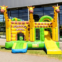 Glissière de videur combinée de château gonflable du monde de girafe d'arrière-cour commerciale pour des enfants pour des fêtes et des locations