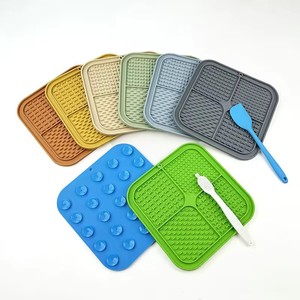 Yuye Wholesale Tapis <span class=keywords><strong>de</strong></span> léchage pour animaux <span class=keywords><strong>de</strong></span> compagnie en silicone <span class=keywords><strong>de</strong></span> 8,5 pouces avec logo personnalisé, distributeur <span class=keywords><strong>de</strong></span> friandises pour chien et mangeoire lente, pour beurre <span class=keywords><strong>de</strong></span> cacahuète et <span class=keywords><strong>bain</strong></span> - Product Image 2