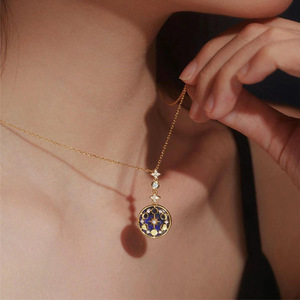 Collana di lusso retrò alta Sense di pietra blu sole luna stelle squisita catena clavicola - Product Image 3
