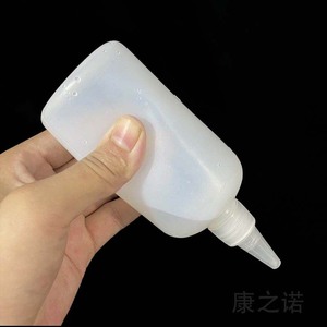 <b>Plastic</b> Squeeze Bottles 500 1000ml Semi Transparent Pointed Nose Screw <b>Cap</b> For Emulsion Dye Mixing General Packaging - Product Image 4