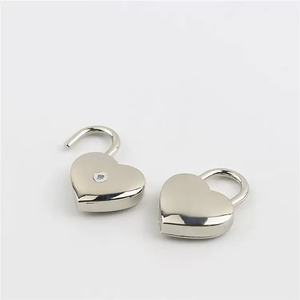 Sin llave Pull Love Lock Decoración Candado Color Mini Corazón Candado para equipaje Bolso Cuaderno Diario - Product Image 4