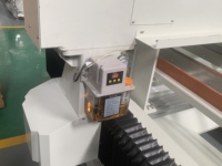 Machine de sablage de verre modèle 1325 avec fonctions de décapage de revêtement et de perçage, PLC et moteur, haute productivité