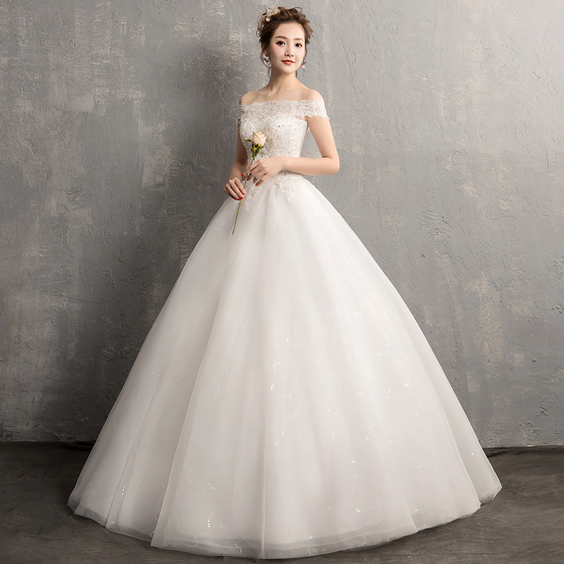 Diseños Elegantes para Tu Día Perfecto: fotos de vestidos de