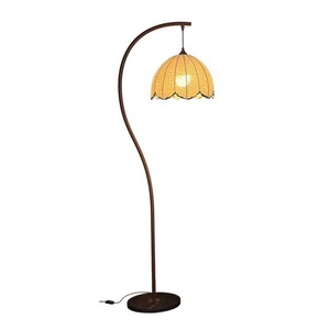 Lampada da Terra Vintage Francese Color Crema, Design Moderno a Fungo, in Ferro, per Camera da Letto, Soggiorno, Hotel, Luce Laterale Divano, E27, Lampada ad Arco a Piantana - Product Image 4