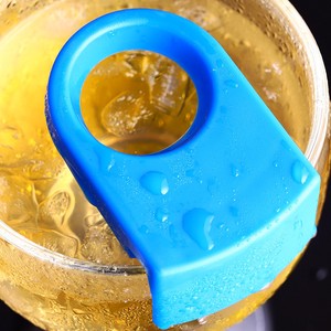Accesorios de Bar, Clip para Margaritas de Plástico Azul y Amarillo - Soporte para Vasos de Margarita/Clip para Cerveza - Product Image 6