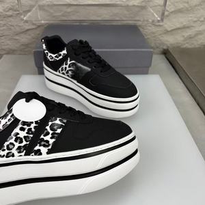 รองเท้าโลฟเฟอร์ลำลองสไตล์เรโทรสำหรับผู้ชาย หนังแท้ พื้นรองรับแรงกระแทก ลายเสือดาว ดีไซน์คลาสสิก คุณภาพสูง เหมาะสำหรับฤดูร้อน - Product Image 2