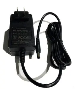 12V5A Ac Dc Muur Plug Adapter 60W Met UL62368 Fcc Voor Toepassing Thuis Schoonheid Machine Gezonde Apparaat