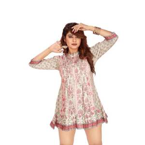 Tunique Kurti de qualité supérieure avec des coupes à la mode et une coupe flatteuse pour les déclarations de mode régulières des femmes de l'Inde - Product Image 5