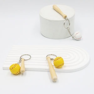 Porte-clés en bois de baseball en gros, cadeaux promotionnels de Noël, porte-clés adorable - Product Image 5