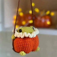 Breloque de voiture grenouille citrouille, crochet, motif de crochet pour Halloween, crochet pour voiture grenouille, décoration d'automne