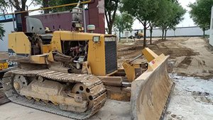Bande d'origine japonaise utilisée KOMATSU D31P Bulldozer sur chenilles Tracteur d'occasion KOMATSU D21 D31 D41 60 Meilleur prix moins d'heures en vente - Product Image 4