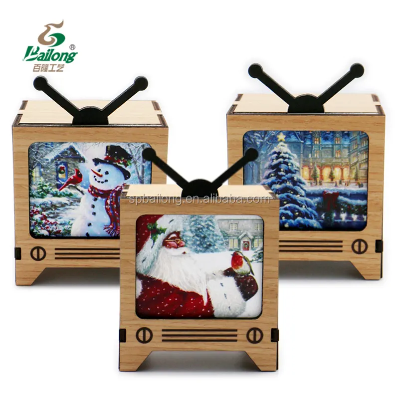 หัตถกรรม Xmas ของขวัญ Cajas Musicales TV รูปร่างไม้ Led Light สำหรับตกแต่งคริสต์มาส