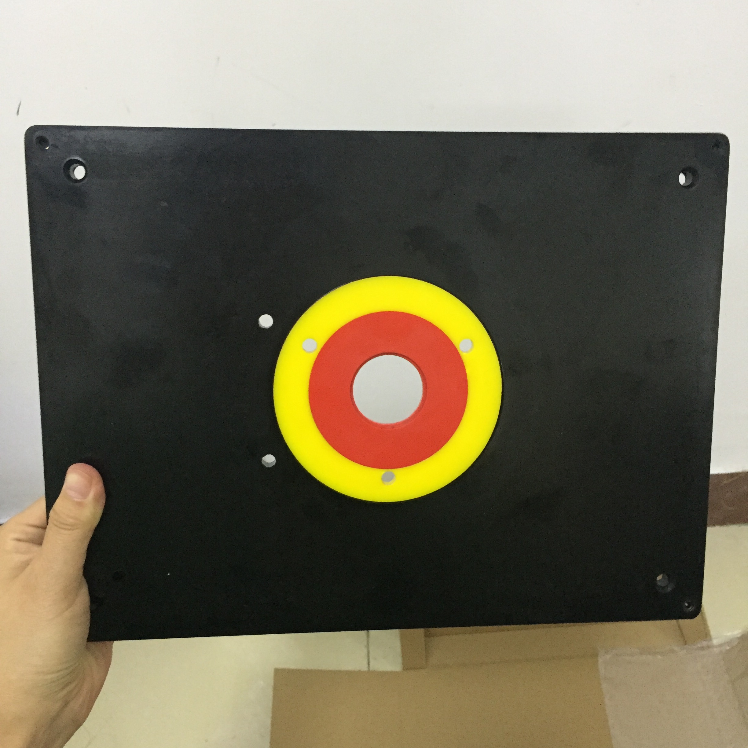 Вставная пластина для фрезерного стола и вставное кольцо для деревообработки своими руками