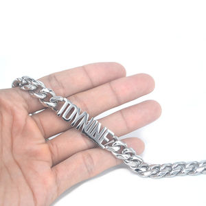 Pulseras de acero inoxidable chapadas en oro de 18k para hombre, cadena de eslabones cubana con nombre inicial, joyería de lujo personalizada de diseño - Product Image 5