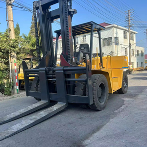Professional <b>Used</b> TCM FD230 Diesel Forklift with Two Stage Mast Trusted by Importers & Heavy Contractors for Construction - Product Image 1