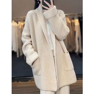 Cardigan long en tricot épais et ample de style coréen pour femme, élégant, mi-long, grande taille, automne-hiver - Product Image 2