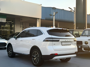 2025 G WM WEY Latte Hi4 AWD SUV Híbrido - Product Image 4