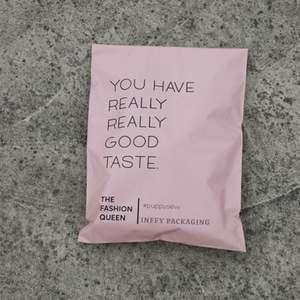 Sacs d'expédition express biodégradables en polyéthylène basse densité (LDPE) rose, personnalisés, pour vêtements, avec impression de logo, pour supermarchés et expositions - Product Image 4