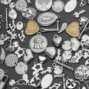 Etiquetas de Logotipo para Joyería, Mini Diseños Metálicos Grabados, Accesorios Personalizados para Collares y Pulseras - Product Image 2